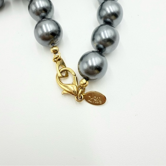 Vintage John River Signed Timeless Dark Gray Faux Pearls Large Beaded Necklace - Picture 6 of 7